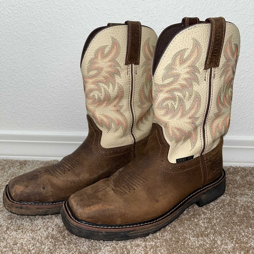 Men’s Size 9 1/2 Justin Slip-On Boots